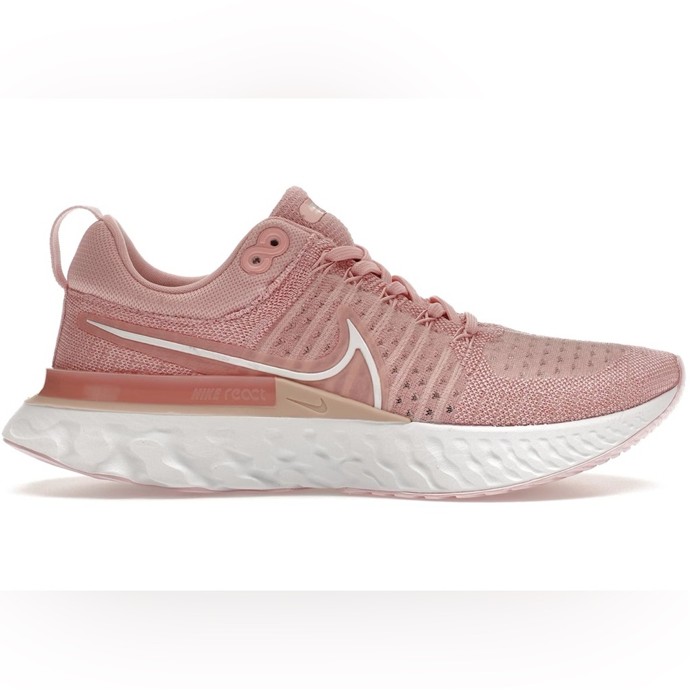 Nike flyknit shoes